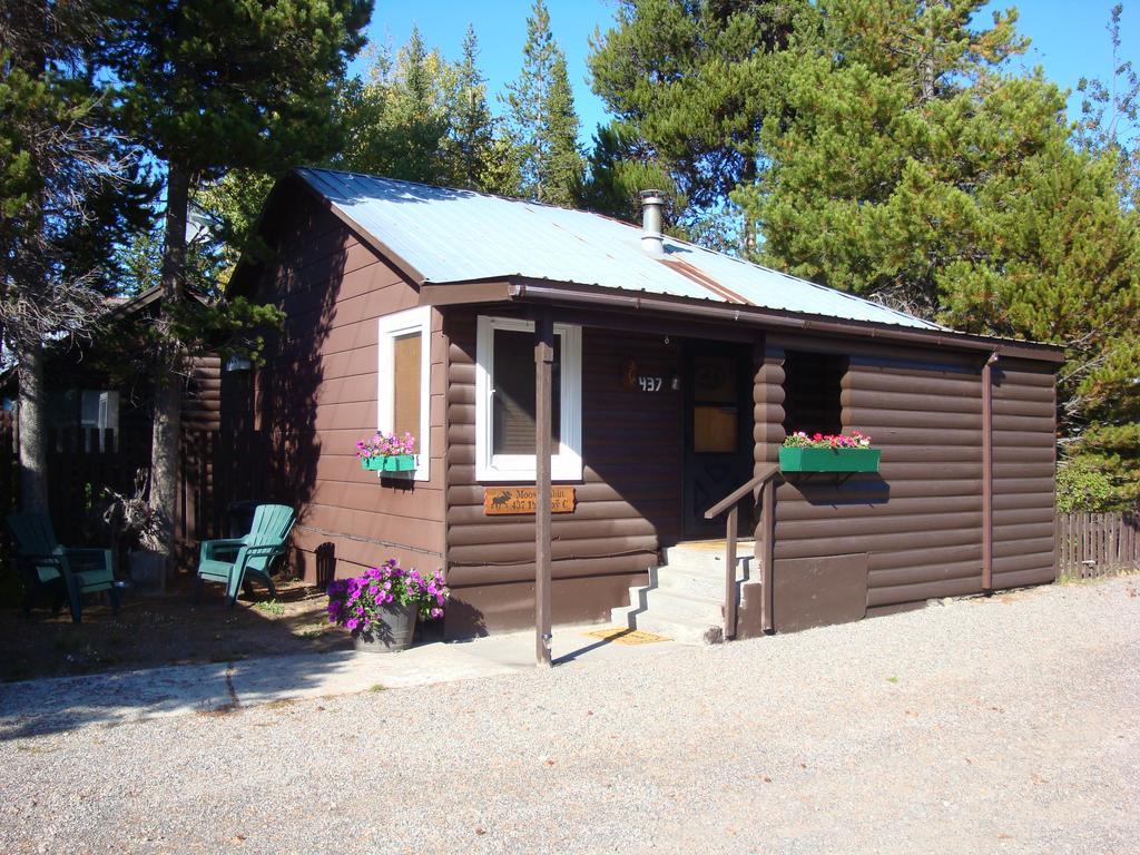 Yellowstone Wildlife Cabins West Yellowstone Exterior foto