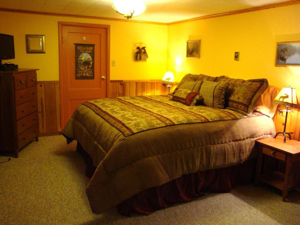 Yellowstone Wildlife Cabins West Yellowstone Exterior foto
